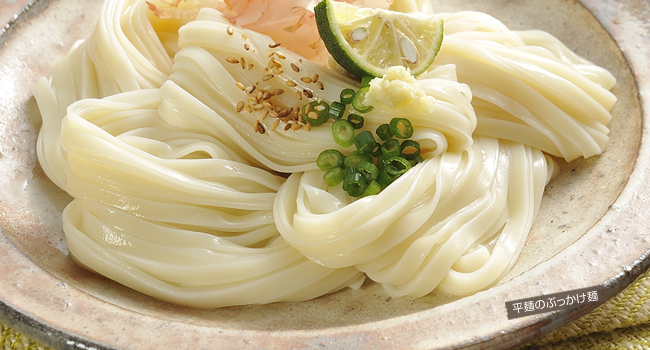 平麺のぶっかけ麺